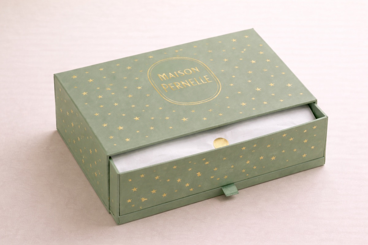 Coffret tiroir vert sauge parsemé d’étoiles dorées